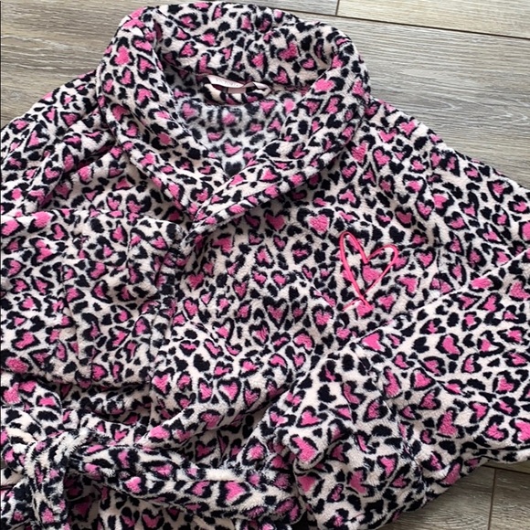 Victoria’s Secret Robe - Picture 2 of 5